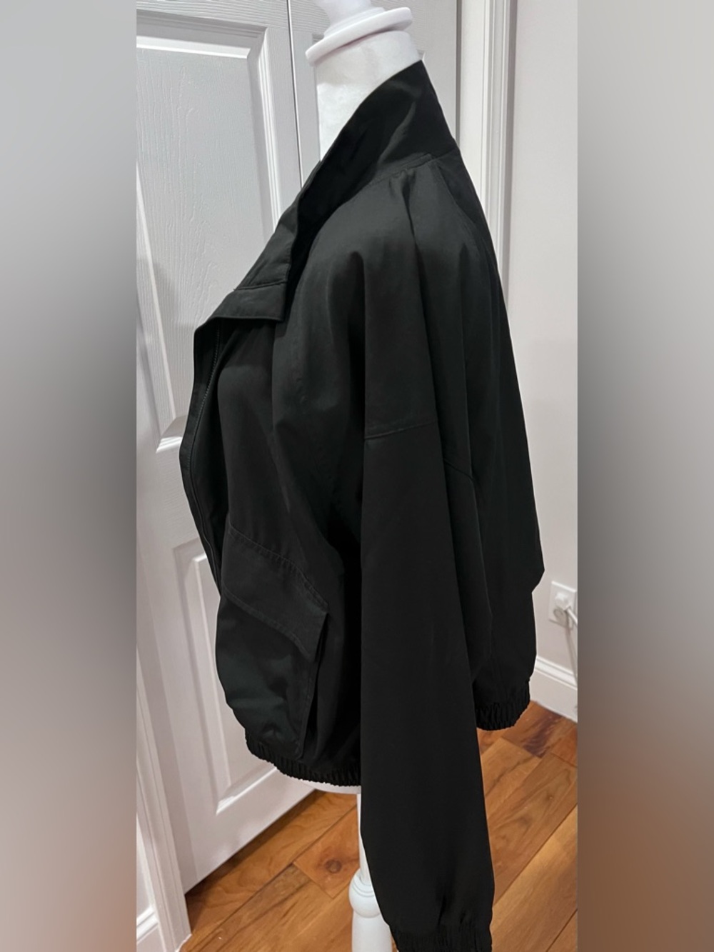 Old Navy Active Stretch Tech Jacket | Black | Large - Picture 5 of 11